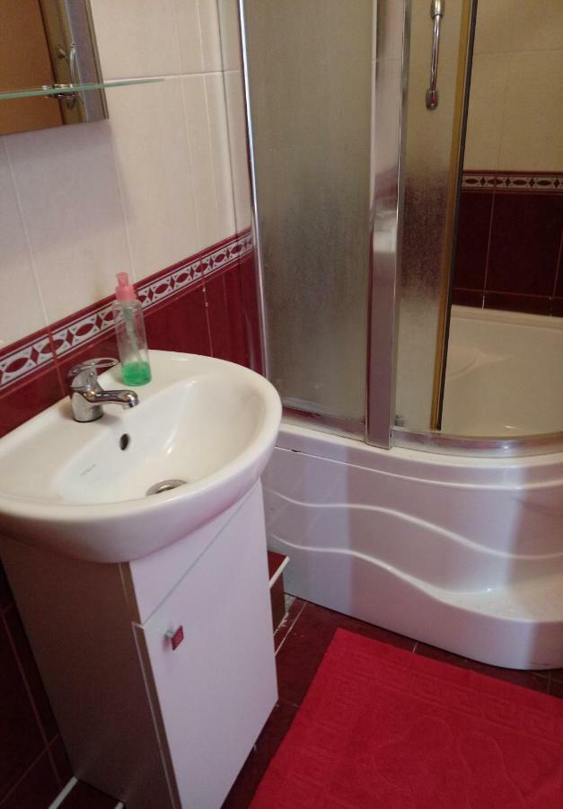 Premium Hotel Izmail Eksteriør bilde